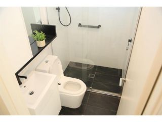 The ICON Building; 7th Floor 2bd 2bath Apartment Apartment, Melbourne - 4