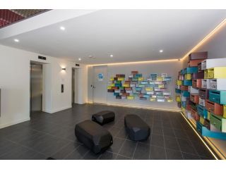 The Icon Building; One Bedroom Apartment Apartment, Melbourne - 3