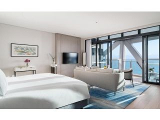 The Langham, Gold Coast and Jewel Residences Hotel, Gold Coast - 3