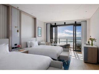 The Langham, Gold Coast and Jewel Residences Hotel, Gold Coast - 4