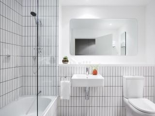 Art Series - The Larwill Studio Hotel, Melbourne - 1
