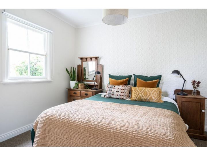 The Little School House Guest house, Hepburn Springs - imaginea 5