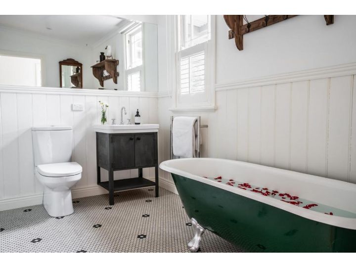 The Little School House Guest house, Hepburn Springs - imaginea 12