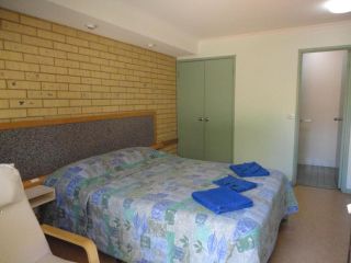 The Lodge Motel Hotel, Western Australia - 1