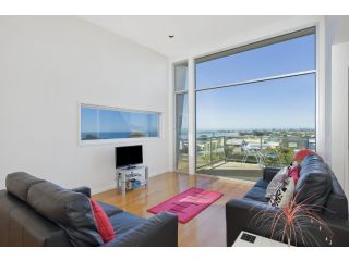 The Lookout Apartment, Apollo Bay - 2