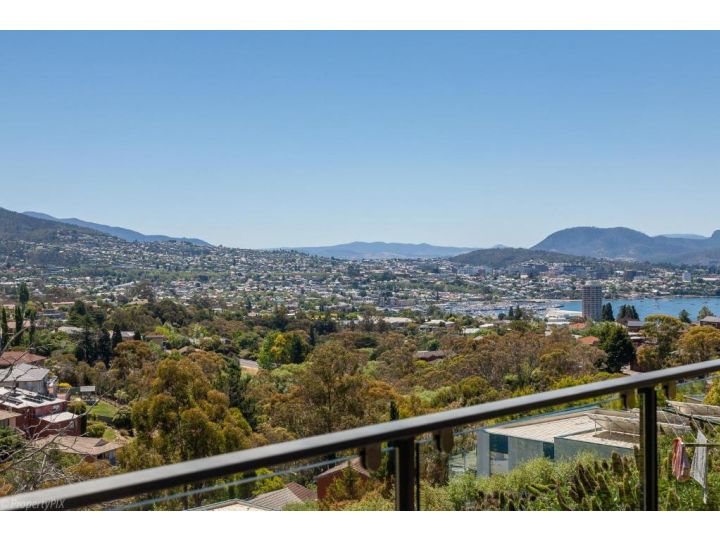 The Lookout Apartment, Hobart - imaginea 6