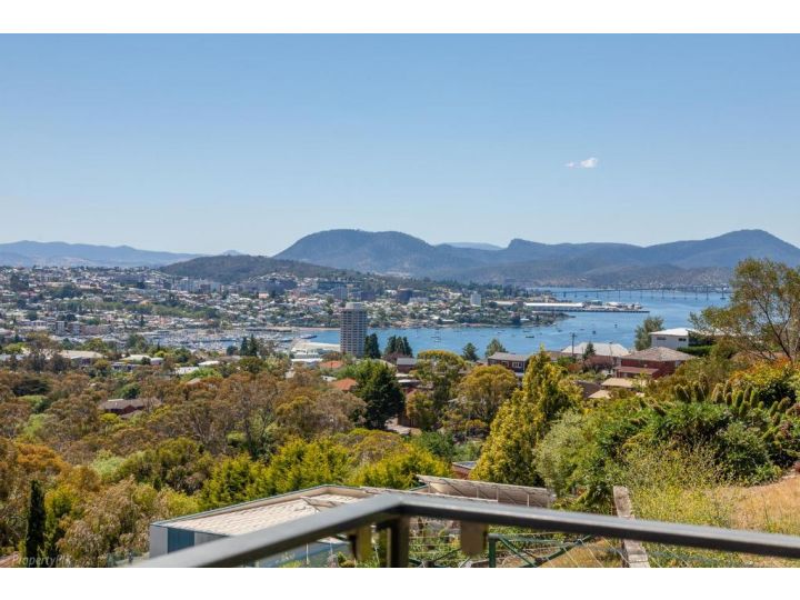 The Lookout Apartment, Hobart - imaginea 1