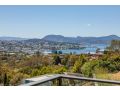 The Lookout Apartment, Hobart - thumb 1