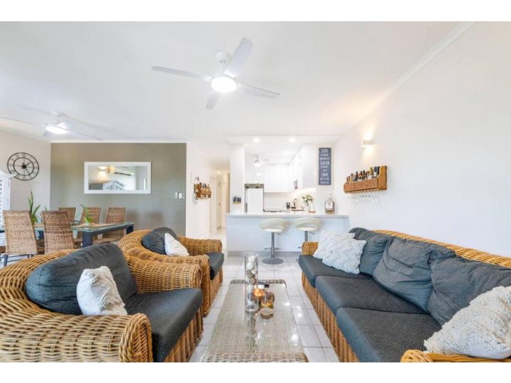 The Lookout Sanctuary in Nightcliff with Balcony Apartment, Nightcliff - imaginea 4