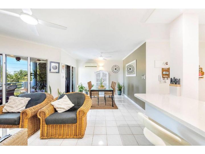 The Lookout Sanctuary in Nightcliff with Balcony Apartment, Nightcliff - imaginea 7