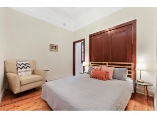 The Luxurious Apartment with Courtyard Apartment, Sydney - 5