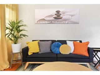The Luxurious Apartment with Courtyard Apartment, Sydney - 2