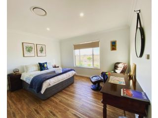 The Mains Guest House 2 Bedroom Farm Stay Guest house, Western Australia - 1