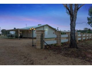 The Meyers Place - Modern Cabin near Murray River, Family and Pet Friendly Guest house, Victoria - 2