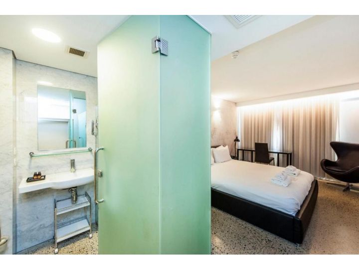Private City Haven - Suite with Rooftop Terrace Guest house, Perth - imaginea 4
