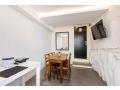 New York Style Studio in Northbridge with Roof Terrace Guest house, Perth - thumb 8