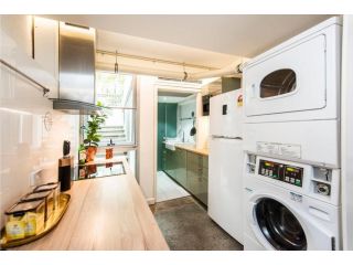 Contemporary Studio with Roof Terrace Guest house, Perth - 1
