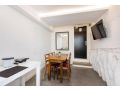Contemporary Studio with Roof Terrace Guest house, Perth - thumb 10