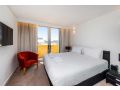 Stylish Room - Enjoy City Views on Rooftop Terrace Guest house, Perth - thumb 2