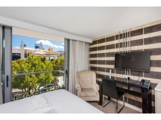 Elegant 1 Bedroom Studio in the City Guest house, Perth - 1