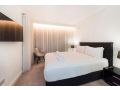 Chic Sanctuary - Stylish Room with Rooftop Guest house, Perth - thumb 5