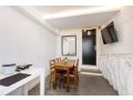 Modern Room with Rooftop Terrace Located Centrally Guest house, Perth - thumb 3