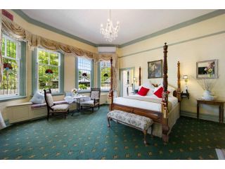 The Old Bank Gladstone Licensed Restaurant & Boutique Accommodation Bed and breakfast, Hat Head - 4