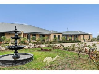 The Oxley Estate Bed and breakfast, Portarlington - 2