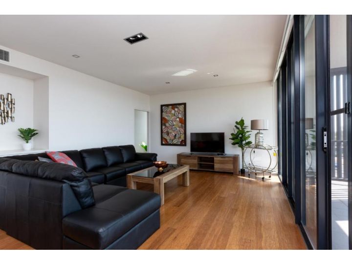 4 Bedroom Luxury City Penthouse Apartment Apartment, Wagga Wagga - imaginea 8
