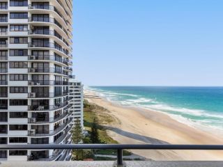 The Penthouses Absolute Beachfront Apartment Apartment, Gold Coast - 4
