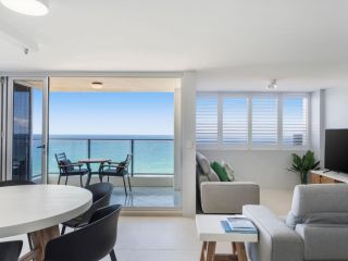 The Penthouses Absolute Beachfront Apartment Apartment, Gold Coast - 3