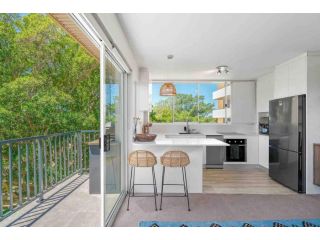 The Perfect Bondi Beach Pad Apartment, Sydney - 5