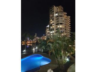 The Pinnacle Apartments Apartment, Gold Coast - 4