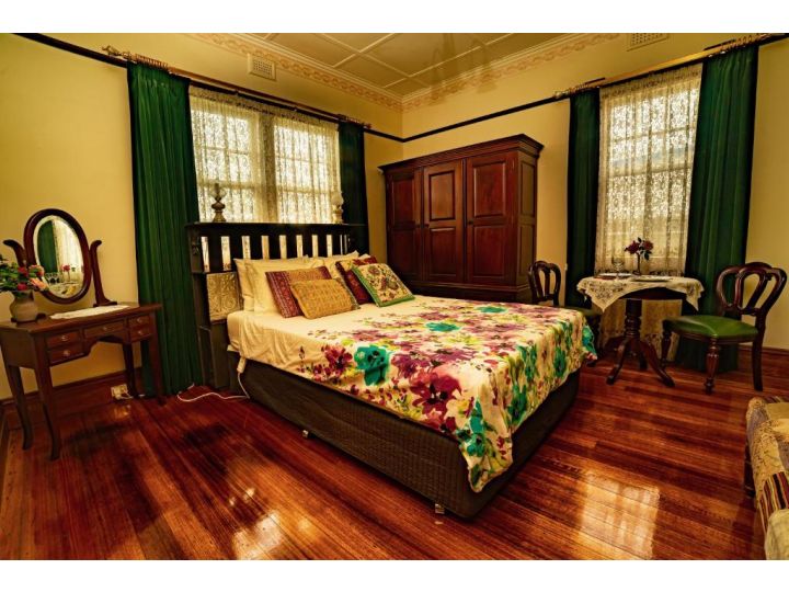 The Postmaster Inn Bed and Breakfast Bed and breakfast, Smithton - imaginea 10