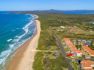 The Sands 7- great views across the ocean Apartment, Yamba - 5