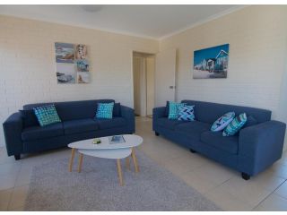 The Sands Holiday Apartments Aparthotel, Merimbula - 5