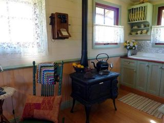 The Settlers Cottage - Kangaroo Valley Guest house, Barrengarry - 5