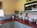 The Settlers Cottage - Kangaroo Valley Guest house, Barrengarry - thumb 12