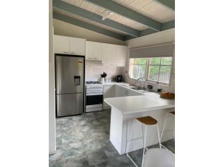 Shack retreat- close to beach, hot springs and wineries Guest house, Capel Sound - 3