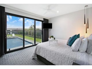 The Sinatra Couples Retreat Guest house, Mulwala - 2