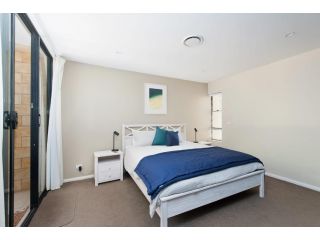 The Summit in the heart of Nelson Bay Apartment, Nelson Bay - 3