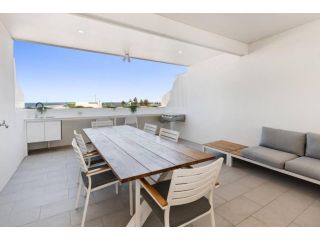 The Terrace at Caloundra Apartment, Caloundra - 3