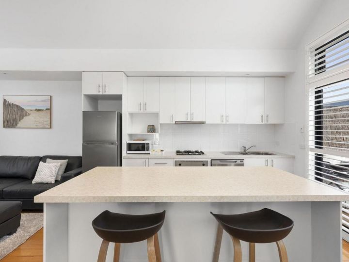 The Terrace Beach Townhouse 94 Guest house, Ocean Grove - imaginea 9