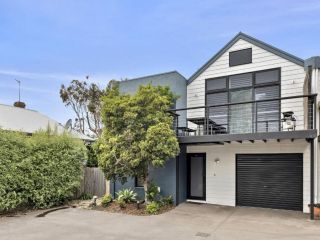 The Terrace Beach Townhouse 94 Guest house, Ocean Grove - 2