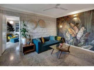 The Tropicana Courtyard Apartment, Cairns North - 1
