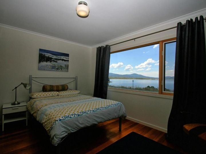The View, 16 McLure Circuit Guest house, Jindabyne - imaginea 8