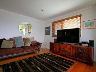 The View, 16 McLure Circuit Guest house, Jindabyne - 3