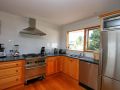 The View, 16 McLure Circuit Guest house, Jindabyne - thumb 6