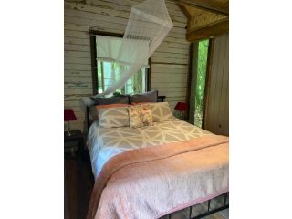 The Wake-up Call Accommodation & Retreats - Noosa Hinterland Guest house, Pomona - 3