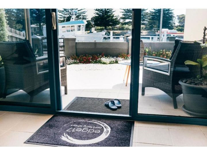 The Waterfront Apartment Apartment, Port Fairy - imaginea 1